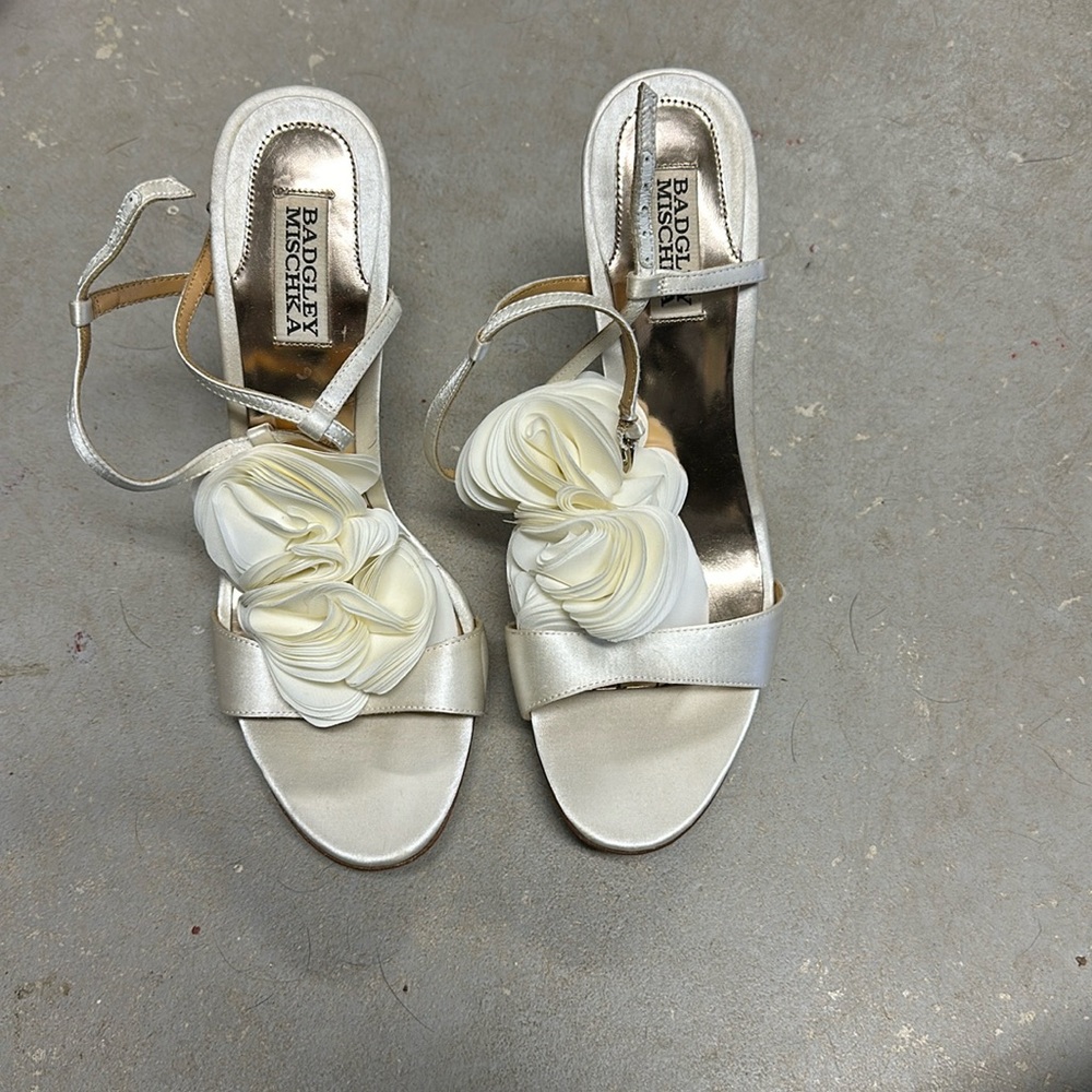 Badgley mischka heels
